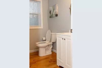 129 Quinapoxet Street, Holden, MA 01522 - Photo 9