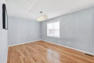 129 Quinapoxet St, Holden, MA 01522 - Photo 11