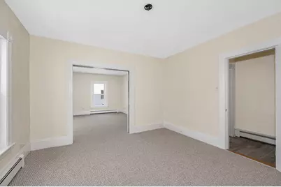 32 Crystal Ave #0, Derry, NH 03038 - Photo 5