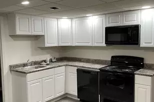 26 W Webster Rd, Manchester, NH 03104 - Photo 5