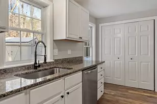 240 Stoneybrook Rd, Fitchburg, MA 01420 - Photo 11