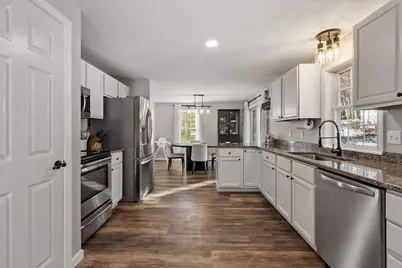 240 Stoneybrook Rd, Fitchburg, MA 01420 - Photo 9