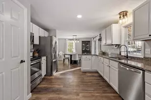 240 Stoneybrook Rd, Fitchburg, MA 01420 - Photo 9