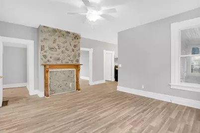 16 Amherst, Springfield, MA 01109 - Photo 5