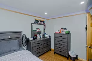 10 View St, Holyoke, MA 01040 - Photo 21