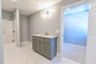 563 Whittenton St, Taunton, MA 02780 - Photo 21