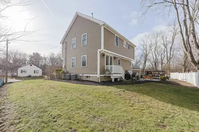 43 Marjorie St, Attleboro, MA 02703 - Photo 5