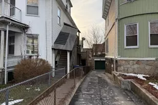 25-25A Charlotte St, Boston, MA 02121 - Photo 3