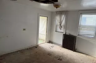 25-25A Charlotte St, Boston, MA 02121 - Photo 11