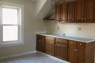 148 B St, Lowell, MA 01851 - Photo 5