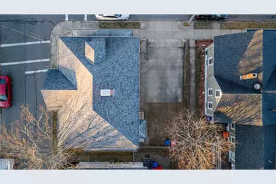 138 Willis St, New Bedford, MA 02740 - Photo 3