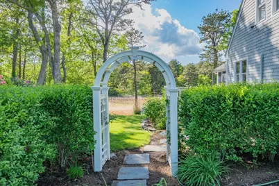 35 Bayshore Dr, Mashpee, MA 02649 - Photo 33