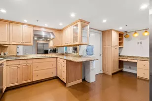 20 Rowes Wharf, Boston, MA 02110 - Photo 9