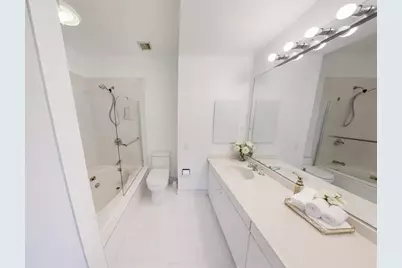 216 Summit Ave #201, Brookline, MA 02446 - Photo 7