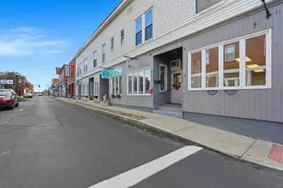 38 School St, Westfield, MA 01085 - Photo 5