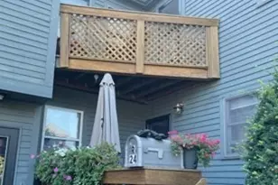 24 Pond St, Marblehead, MA 01945 - Photo 3