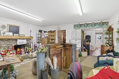 148 River St, West Springfield, MA 01089 - Photo 17