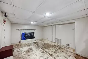 83 Oklahoma St, Springfield, MA 01104 - Photo 25