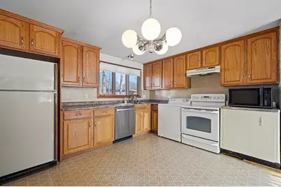 32 Tina Ave, Brockton, MA 02302 - Photo 7