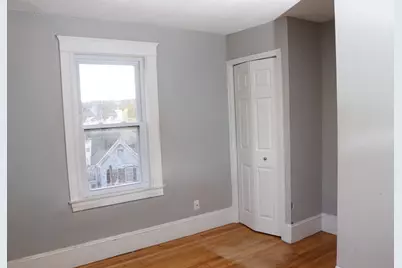35 Pearl St, Fitchburg, MA 01420 - Photo 3