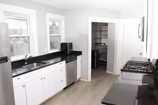 35 Pearl St, Fitchburg, MA 01420 - Photo 5