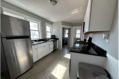 35 Pearl St, Fitchburg, MA 01420 - Photo 3