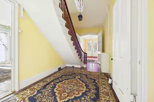 181 Washington St, Fairhaven, MA 02719 - Photo 11