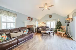 25 Dunny Cove Ln, Uxbridge, MA 01569 - Photo 11