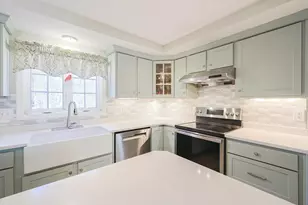 25 Dunny Cove Ln, Uxbridge, MA 01569 - Photo 15