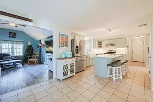 25 Dunny Cove Ln, Uxbridge, MA 01569 - Photo 15