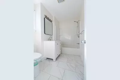 64-R Hazard St, New Bedford, MA 02740 - Photo 17