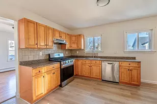 64R Hazard St, New Bedford, MA 02740 - Photo 9