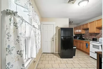 16-18 Haumont Terrace, Springfield, MA 01104 - Photo 19