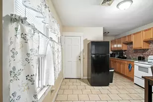 16-18 Haumont Terrace, Springfield, MA 01104 - Photo 19