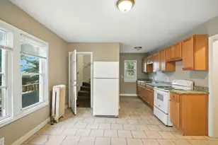 16-18 Haumont Terrace, Springfield, MA 01104 - Photo 5