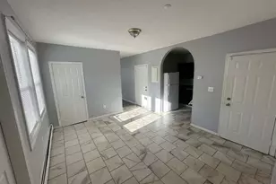 27 Willow St, Lawrence, MA 01841 - Photo 9