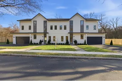 82 Louise Rd #82, Newton, MA 02467 - Photo 1