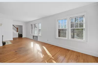 785 Dickinson St, Springfield, MA 01108 - Photo 15