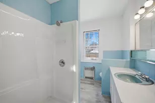 785 Dickinson St, Springfield, MA 01108 - Photo 17