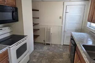 324-1/2 Chestnut St, Clinton, MA 01510 - Photo 7