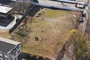 586 Canterbury St, Boston, MA 02131 - Photo 7