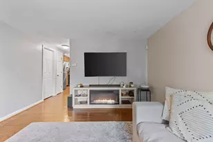 25 Eagan Pl, Peabody, MA 01960 - Photo 9
