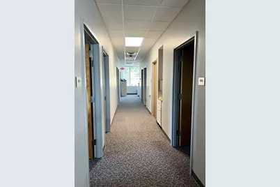 50 Maple St, Springfield, MA 01103 - Photo 21