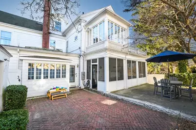 118 Cottage St, New Bedford, MA 02740 - Photo 35