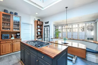 118 Cottage St, New Bedford, MA 02740 - Photo 17