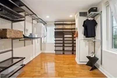 20 Chapel Street #B811, Brookline, MA 02446 - Photo 5