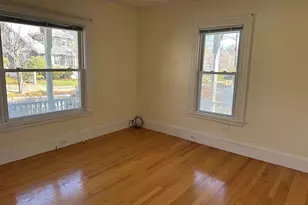 90 Russell St, Melrose, MA 02176 - Photo 3