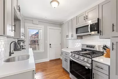 10 Centre Ave #6, Boston, MA 02124 - Photo 3