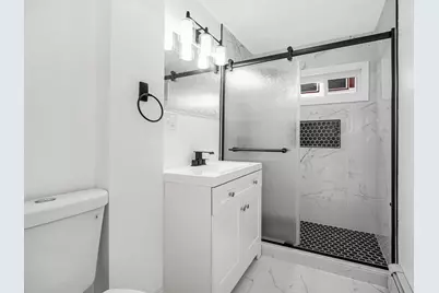 220 Concord Street #2, Lowell, MA 01852 - Photo 9