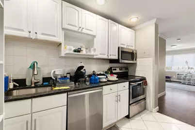 71 Oxford Ave #8, Cambridge, MA 02138 - Photo 3